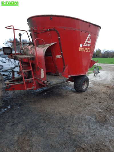 E-FARM: Agram big feed 12 - Mixer feeder - id JB71WAD - €6,000 - Year of construction: 2007 - France