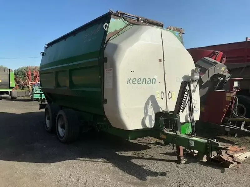 E-FARM: KEENAN MECHFIBER 380 - Przyczepa do mieszania paszy - id BLTWFGY - 7200 € - Rok produkcji: 2013 - Francja