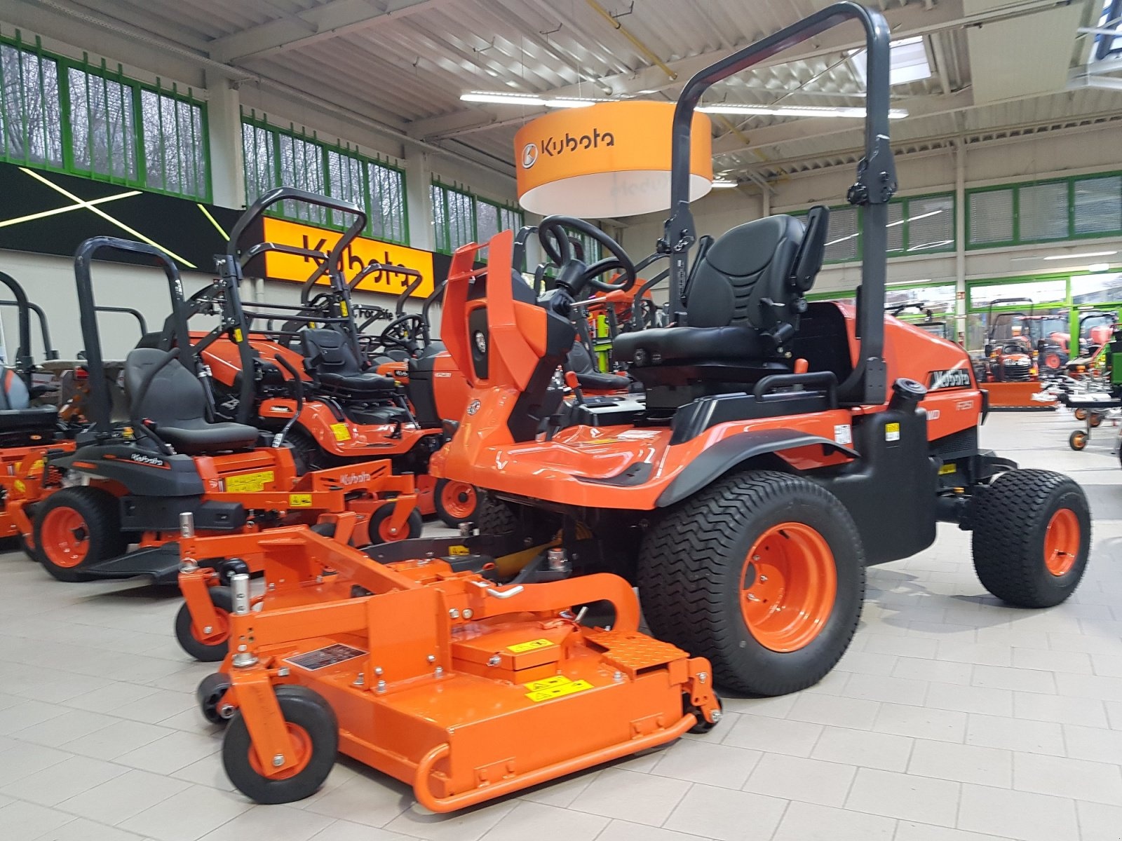 Kubota f251 profimäher lawn_mower 22 500 €