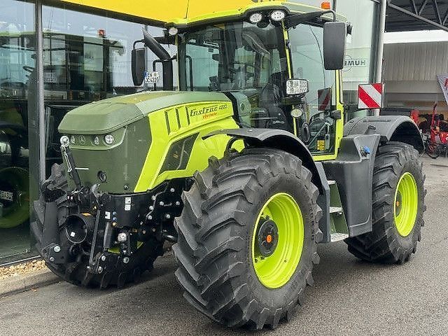 E-FARM: JCB Fastrac 4220 iCON - Traktor - id PWSV2ZD - 180 671 EUR - Gyártási év: 2023 - Üzemóra (motor): 820,Motor teljesítménye (LE): 222,Németország