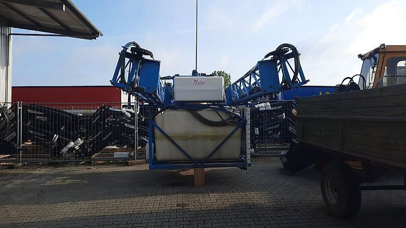 E-FARM: Inuma aufbauspritze unimog iuas 2024 - Sprayer - id IZUNKZH - €8,319 - Year of construction: 1999 - Germany
