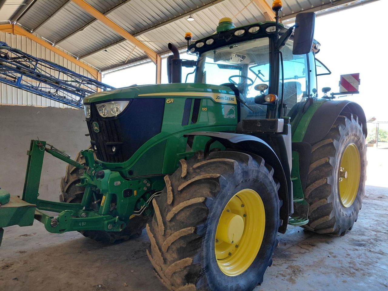 John Deere 6R 195 Tractor €135,000