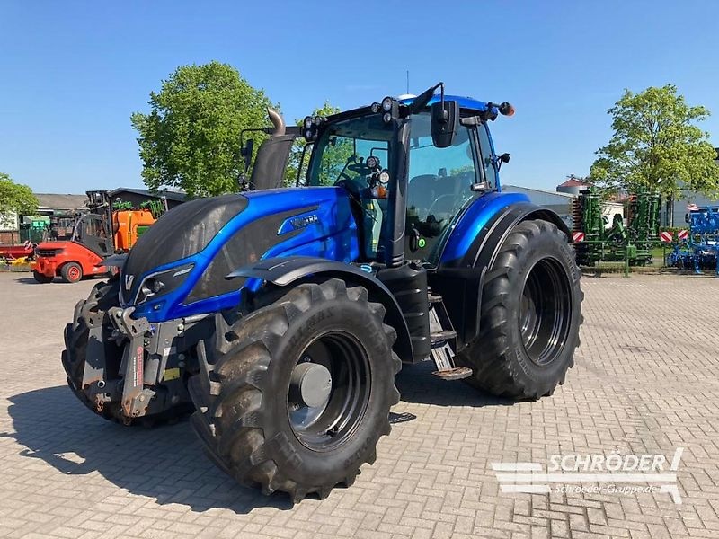 Valtra T 214 tractor 65 885 €