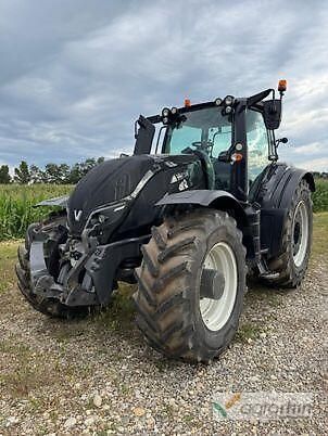 Valtra T 254 Tractor €104,500