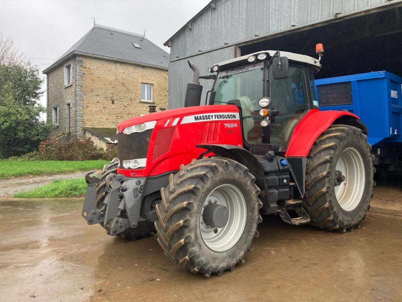 Massey Ferguson 7624 Dyna-6 Tractor €69,000