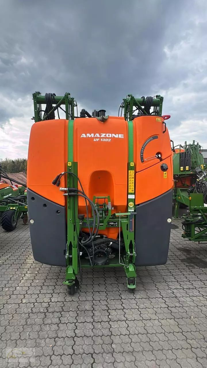 Amazone uf 1302 Sprayer €52,000
