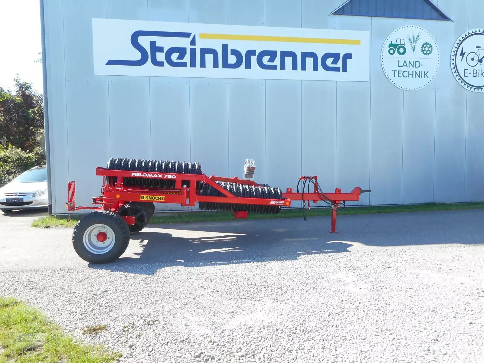 E-FARM: KNOCHE fieldmax 780 - Presses and roller - id XRQTYGP - €15,882 - Year of construction: 2025 - Germany