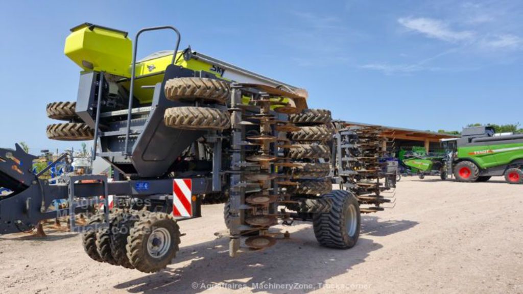 E-FARM: Sky maxi drill - Taladro - id AUZT6FM - 65.000 € - Año: 2019 - Francia