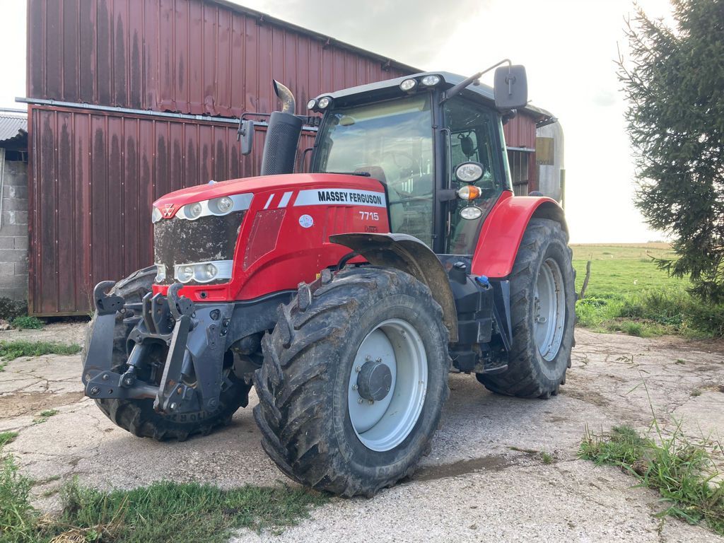 E-FARM: Massey Ferguson 7715 - Tractor - id JXRREKZ - €59,000 - Year of construction: 2015 - Engine hours: 5,100,Engine power (HP): 150,France