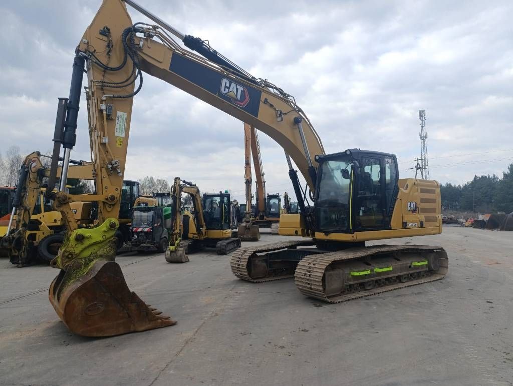 Caterpillar 320 Koparka gąsienicowa 88 834 €
