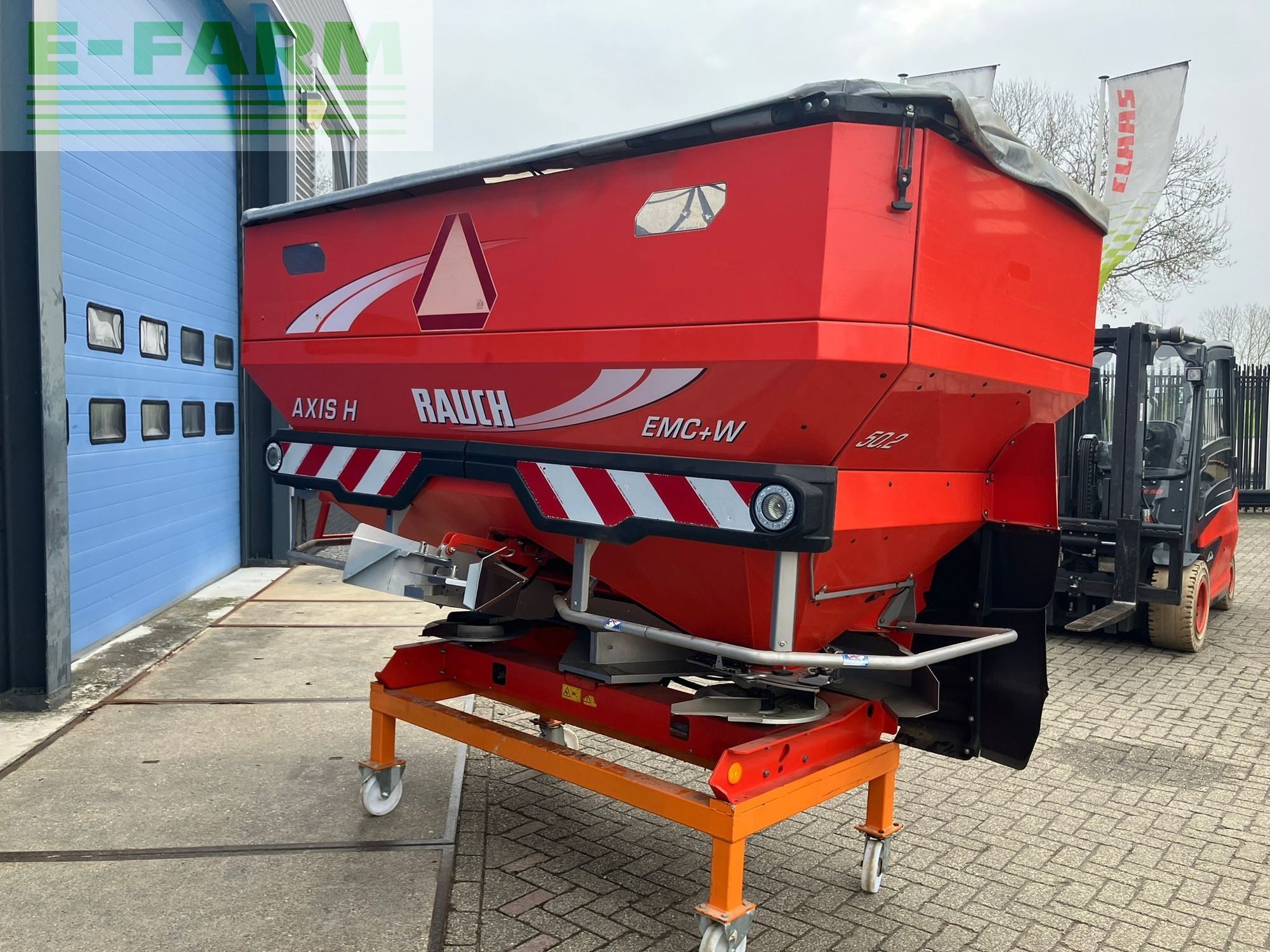 Rauch Axis 50.2 EMC + W Fertiliser spreader €14,500
