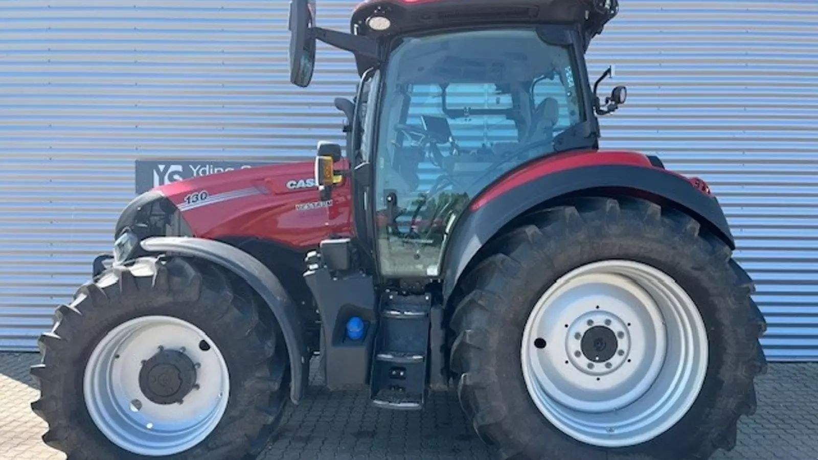 E-FARM: Case IH Vestrum 130 CVX - Tractor - id ZLLUUUU - €91,722 - Year of construction: 2024 - Engine hours: 1,460,Engine power (HP): 130,Denmark