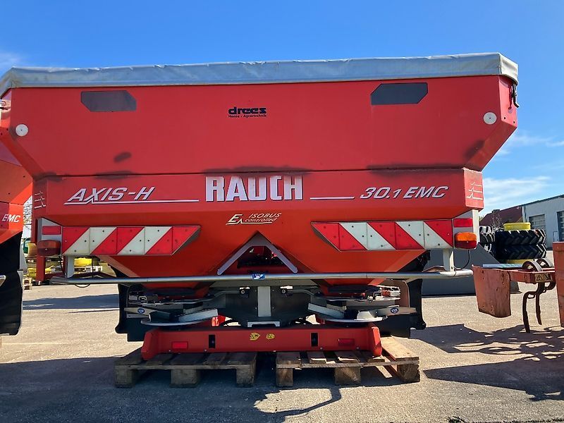 Rauch axis h 30.1 emc Fertiliser spreader €6,500