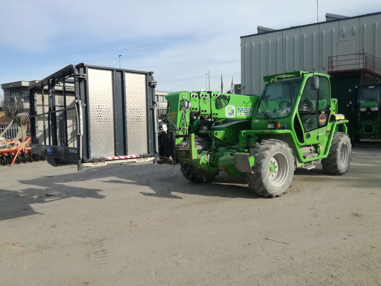 E-FARM: Merlo 40.17 panoramic - Ładowacz teleskopowy - id 7YDWPZM - 68 000 € - Rok produkcji: 2019 - Motogodziny: 1872,Włochy