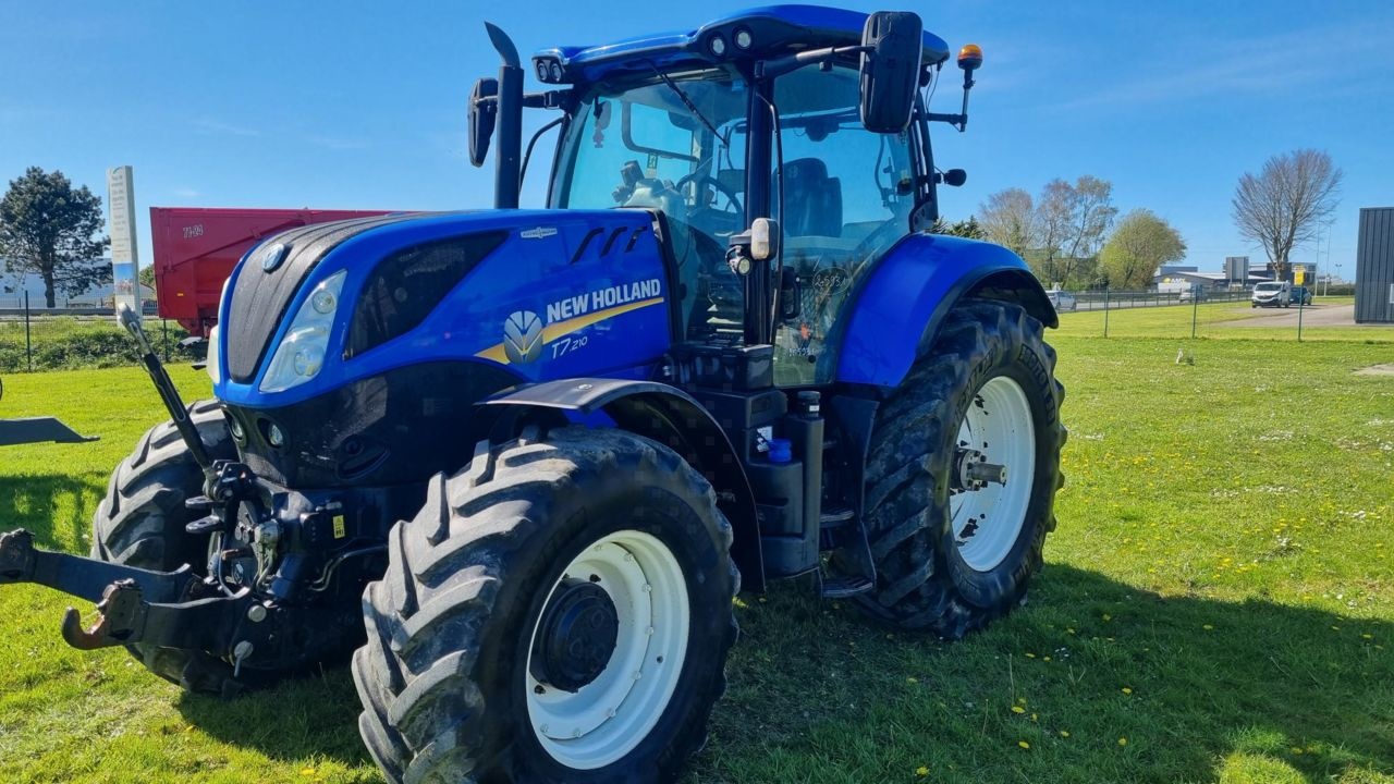 New Holland T 7.210 tractor 79 000 €