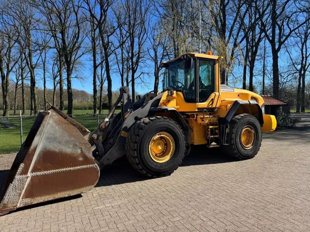 VOLVO l120g shovel loader Wheel loader €52,950