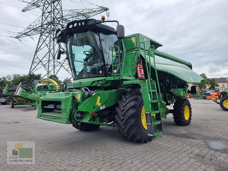 E-FARM: John Deere T 550 - Combine harvester - id B9FPQAZ - Year of construction: 2023 - Engine hours: 12,Engine power (HP): 305,Germany