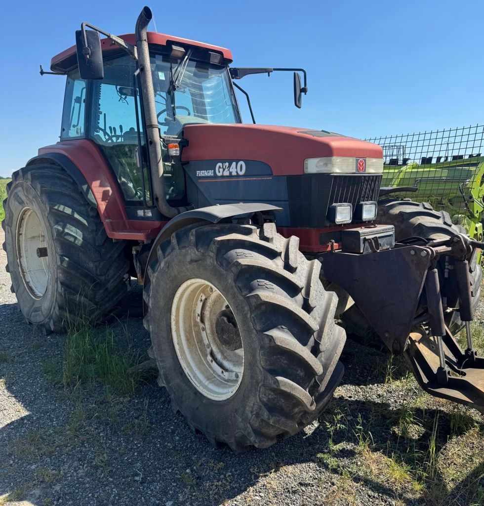 New Holland G 240 Tractor