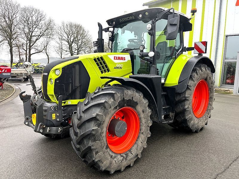 Claas Arion 660 CMATIC CEBIS Tractor €139,496