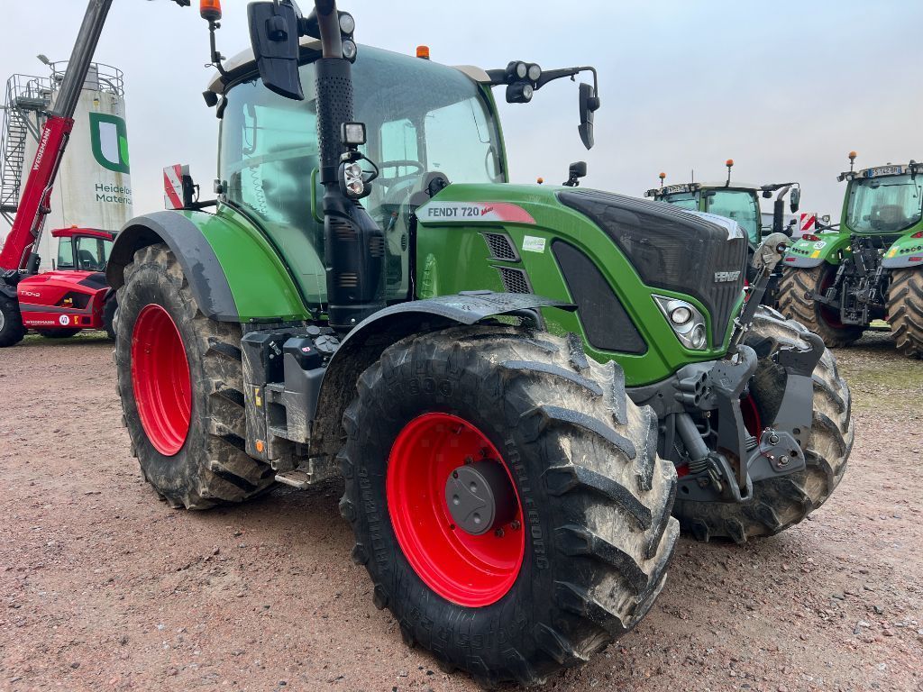 Fendt 720 Vario ProfiPlus Tractor 110.000 EUR