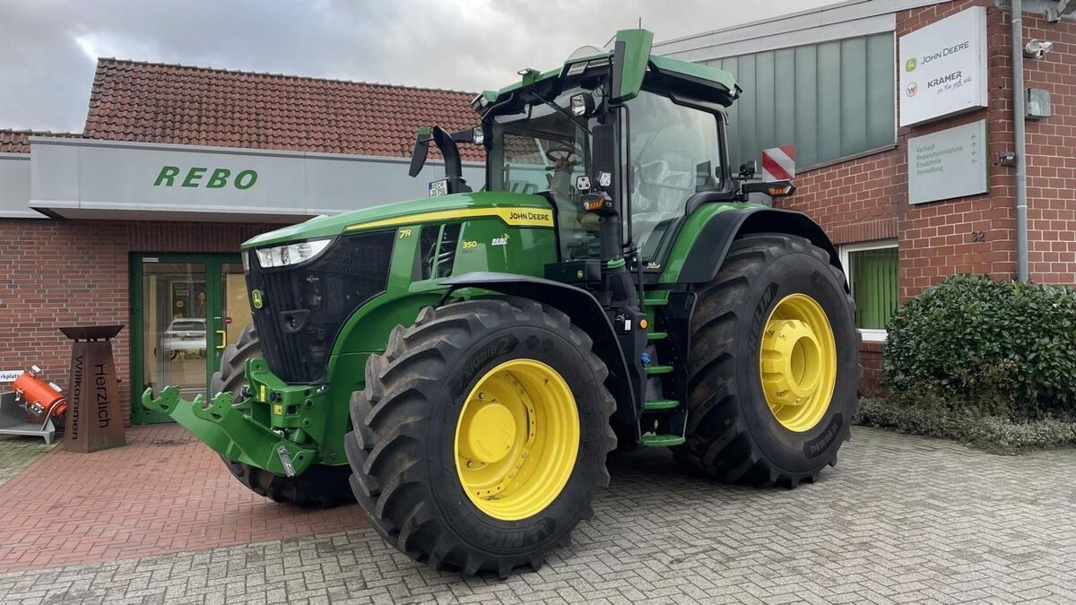 E-FARM: John Deere 7R 350 - Traktor - id GJKQCFW - 305.000 € - Produktionsår: 2023 - Motortimer: 529,Motoreffekt (HP): 380,Tyskland
