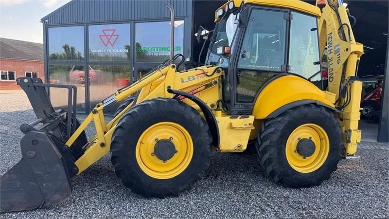 E-FARM: Ford new holland lb 115 - Koparko-ładowarka - id 3KATEQK - 26 544 € - Rok produkcji: 2003 - Dania