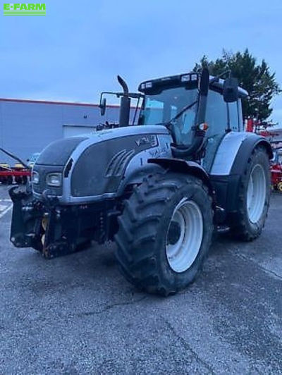 E-FARM: Valtra T172 - Τρακτέρ - id JARG5ER - 39.900 € - Χρονία: 2010 - Μετρητής ωρών: 7.200,Γαλλία