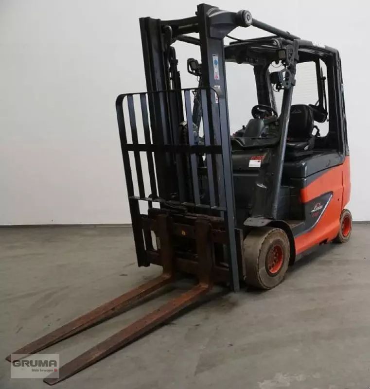 E-FARM: Linde e 20/600 h 387 - Vysokozdvižný vozík - id KGUHFSB - 9 900 € - Rok výroby: 2020 - Hodiny motoru: 6 320,Německo