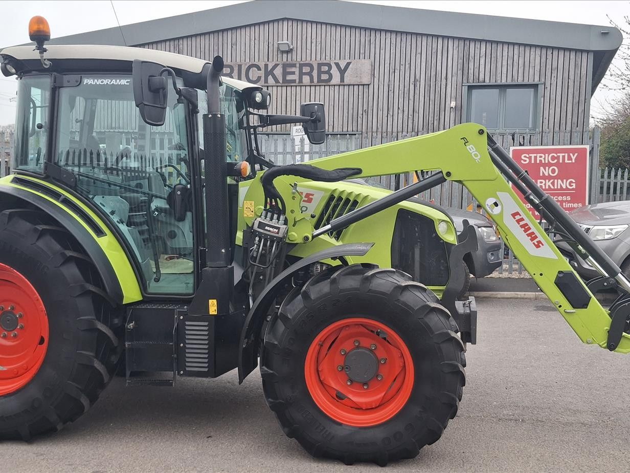 Claas Arion 420 Trattore 47.933 €