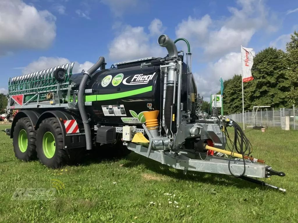 E-FARM: Fliegl ALPHA LINE - Cisterna para estiércol - id DIT217W - 133.700 € - Año: 2022 - Alemania