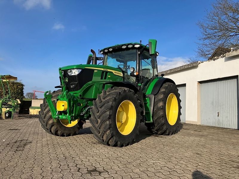 John Deere 6R 185 Tractor €133,900