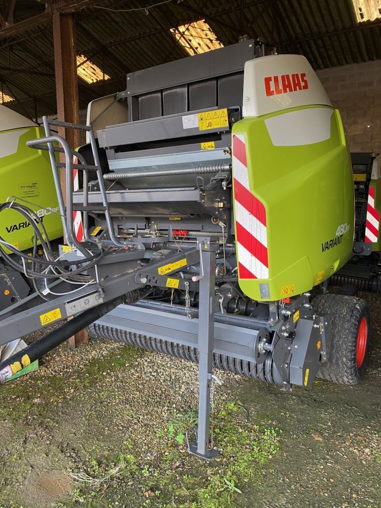 E-FARM: Claas Variant 480 RF - Πρέσσα - id TGMGEQA - 29.000 € - Χρονία: 2017 - Συνολικός αριθμός παραχθέντων δεμάτων: 6.000,Γαλλία