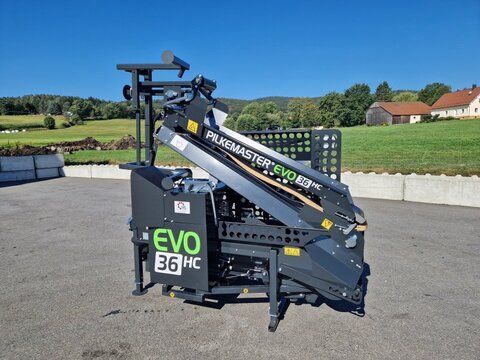 E-FARM: Pilkemaster evo 36 hc 10to 36cm stammheber 4m förderband - Scies et fendeuses - id Z242B1U - Année: 2025 - Allemagne