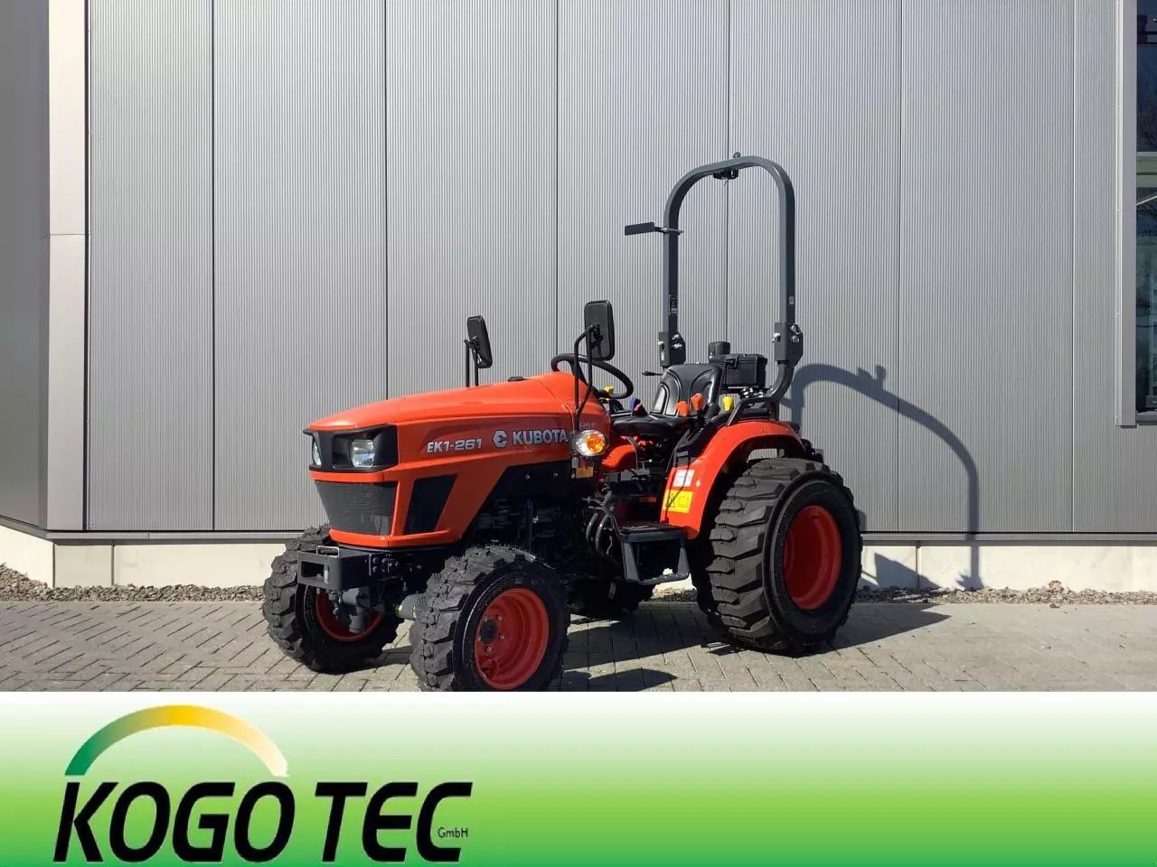 Kubota EK1-261 HST Tractor