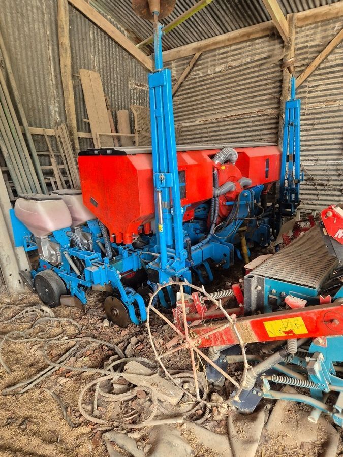 E-FARM: Monosem ng plus 4 gr - Taladro de precisión - id PEBSELC - 16.500 € - Año: 2017 - Francia