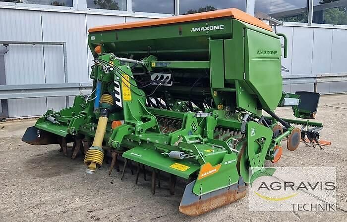 E-FARM: Amazone KE 3000 Super - Siewnik rzędowy/agregat uprawowo-siewny - id SMSI4JQ - 35 900 € - Rok produkcji: 2023 - Motogodziny: 50,Niemcy