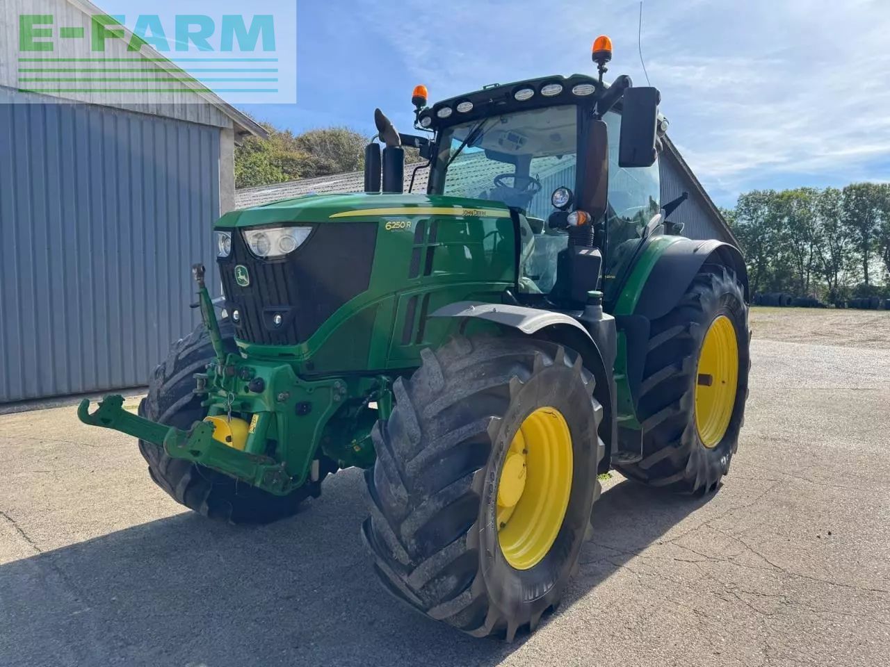 John Deere 6250R Traktor 120.026 €