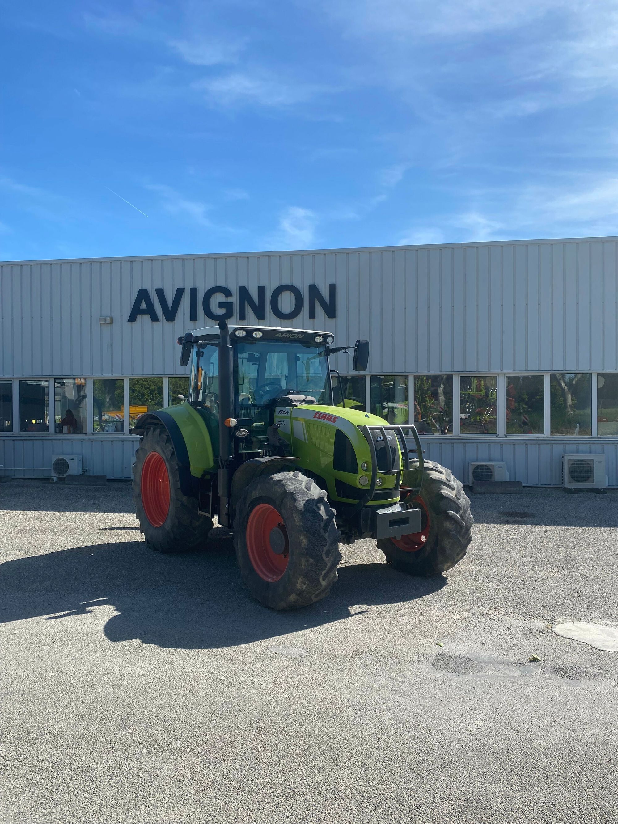 E-FARM: Claas Arion 620 CIS - Tractor - id GTEDZJA - €35,000 - Year of construction: 2009 - Engine hours: 7,063,Engine power (HP): 135,France