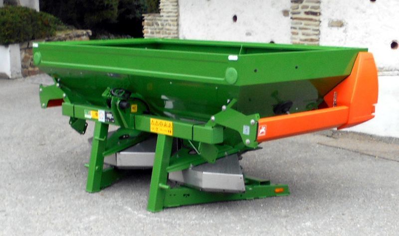 E-FARM: Amazone ZA-M 1002 Special - Düngerstreuer - id EYWVISA - 7.496 € - Österreich