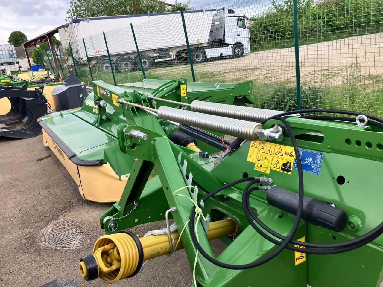 E-FARM: Krone EasyCut R 280 CV - Mähwerk - id 91QPKLG - 17.800 € - Baujahr: 2024 - Frankreich