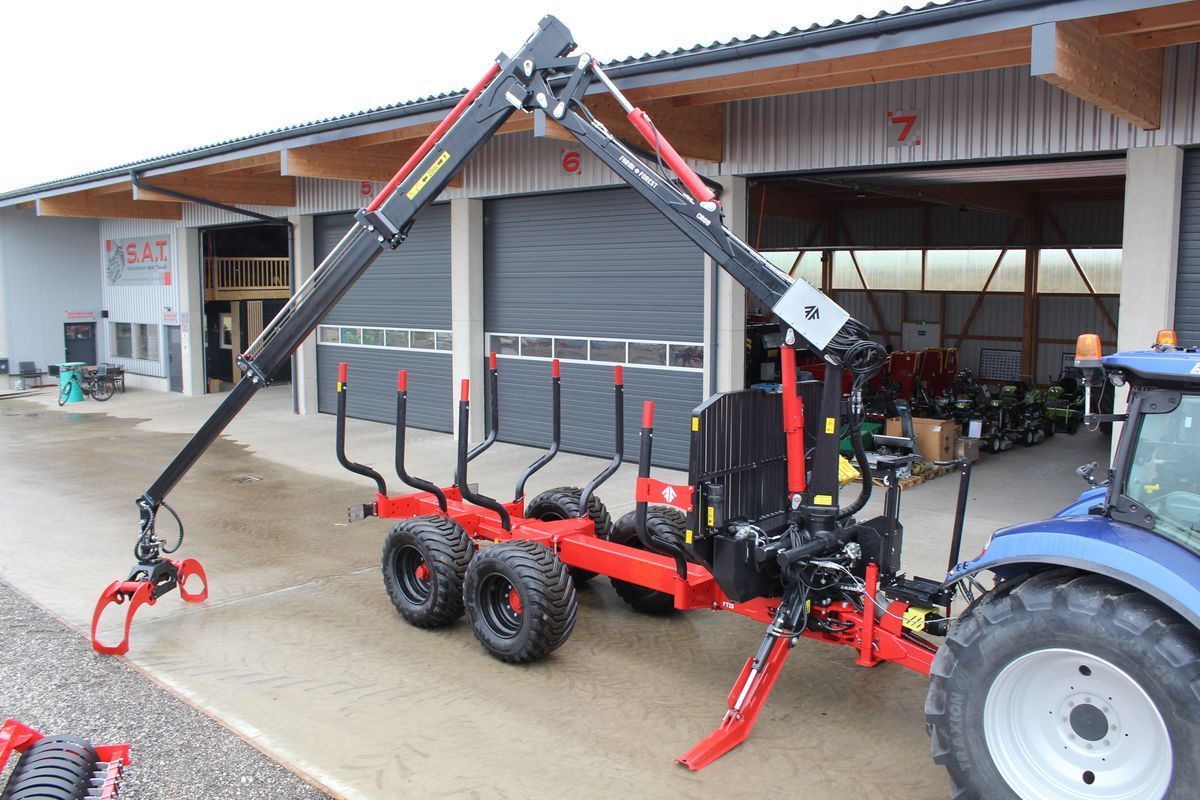 E-FARM: FARMI rückewagen 17 to-9m kran- black bruin - Forstanhänger - id KDAWRNU - 48.334 € - Österreich