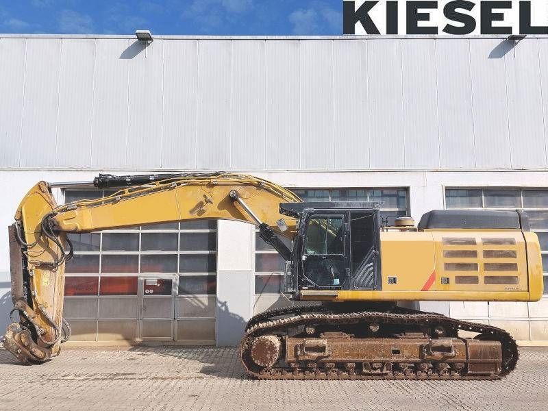 Caterpillar 352 f Crawler excavator €179,000