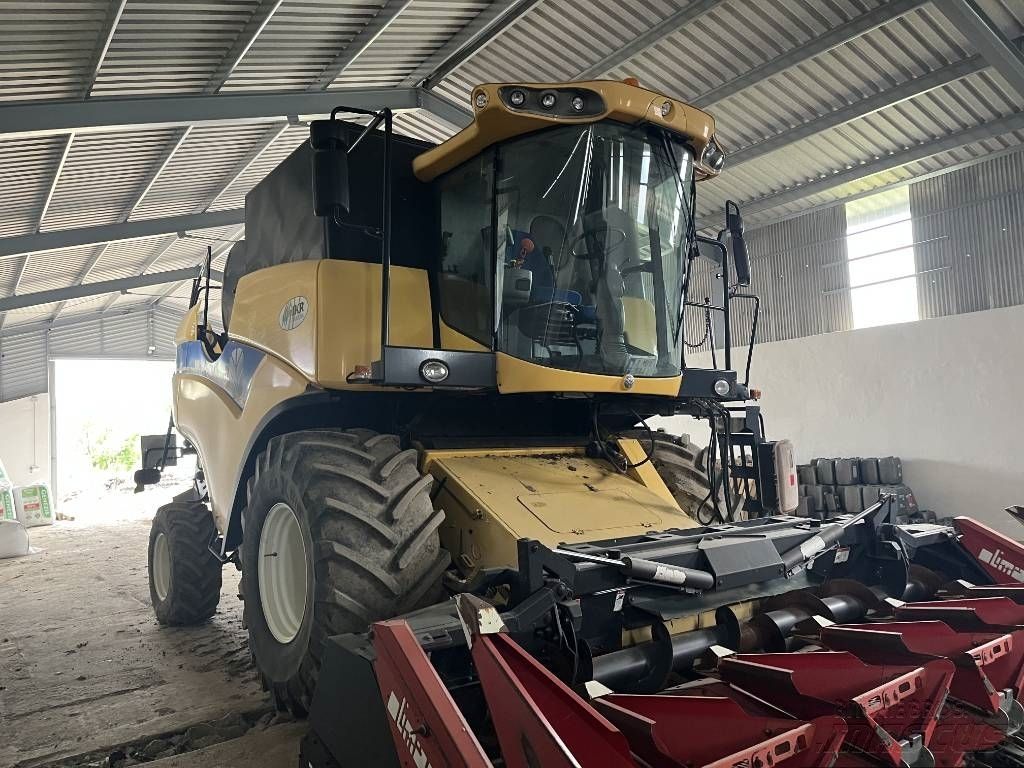 E-FARM: New Holland CX 6090 Elevation - Kombajn zbożowy - id QPPLEHL - 79 214 € - Rok produkcji: 2013 - Motogodziny: 2 038,Moc silnika: 350,Węgry