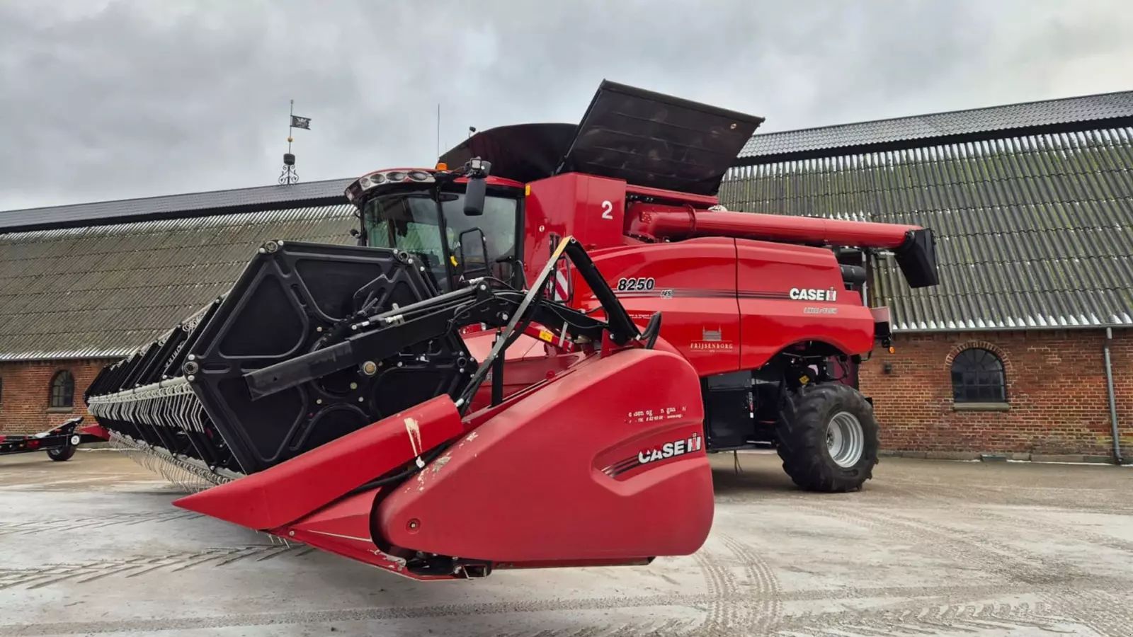 Case IH Axial Flow 8250 Combine harvester €347,532