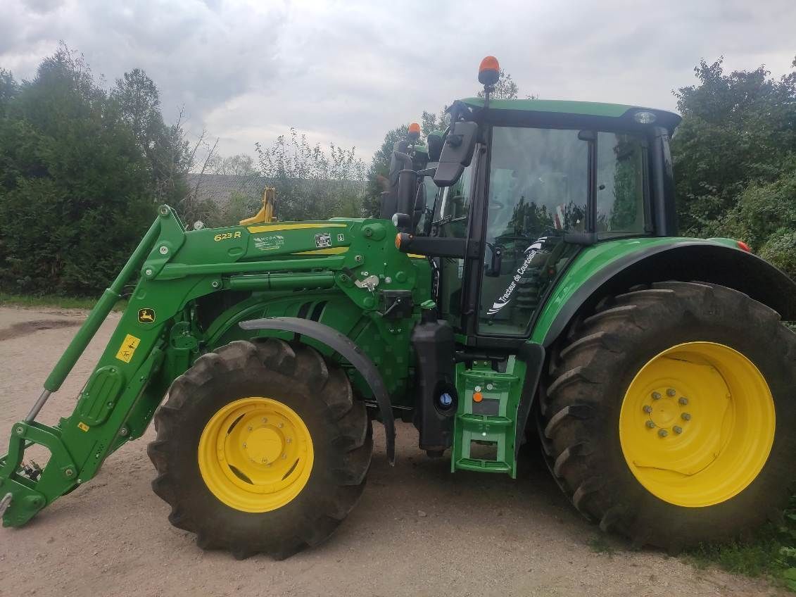 E-FARM: John Deere 6130 M - Traktor - id 12F13QL - 104 000 € - Rok produkcji: 2023 - Motogodziny: 700,Moc silnika: 130,Francja