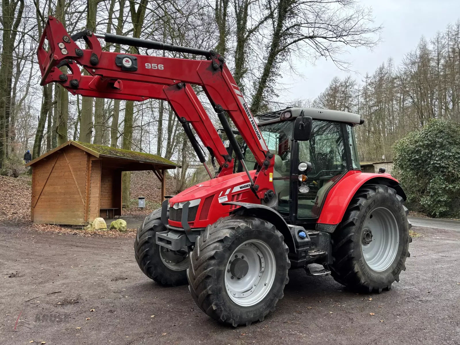 Massey Ferguson 5613 Tracteur 49 496 €
