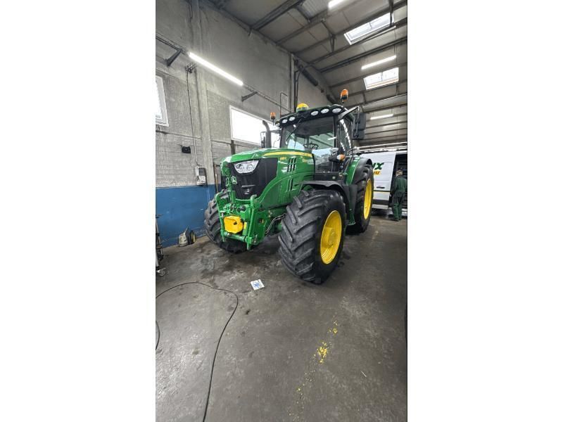 John Deere 6155 R Трактор 108 000 €