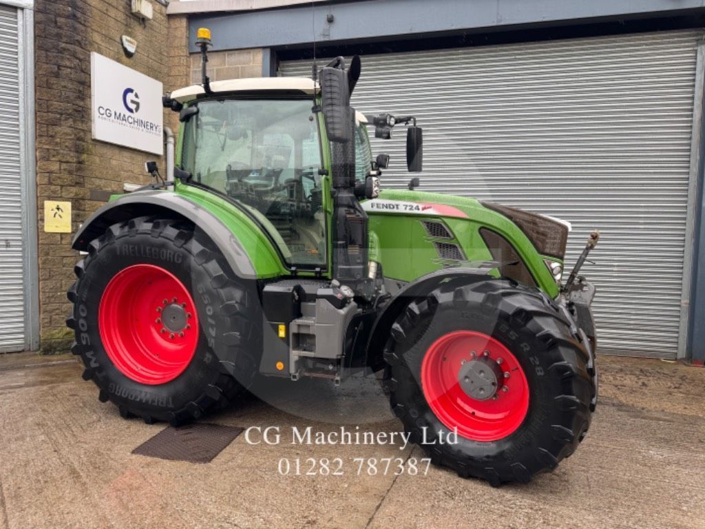 Fendt 724 Vario Tractor €89,534