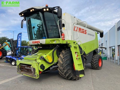 E-FARM: Claas Lexion 570 - Combine harvester - id CSLNU1D - €63,900 - Year of construction: 2006 - Engine hours: 3,415,Engine power (HP): 405,France