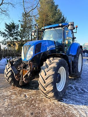 New Holland T7.200 Tractor €44,579